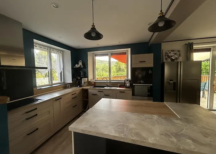 Sancy , 3 Etoiles Confort *